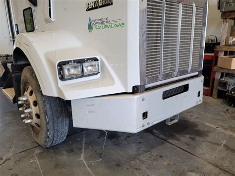 2014 Kenworth T800 Bumpers Truck Component Services