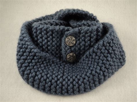 Moniqueraedesigns Free Button Scarf Knit Pattern