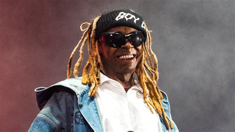 Lil Wayne Reacts After Receiving His First Ever Diamond Record Iheart