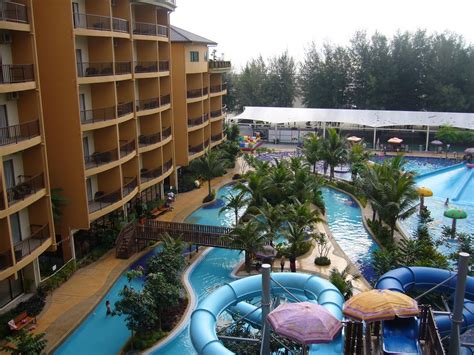This beach resort has attracted visitors from local as well as oversea due to its strategic and convenient location, which is at the southern end of selangor with. SyamSGold...Borong 4 All: GOLD COAST MORIB RESORT- TEMPAT ...