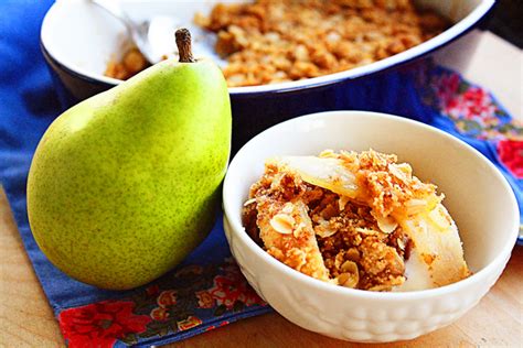Pear Ginger Crisp With Vanilla Ice Cream The Comfort Of Cooking