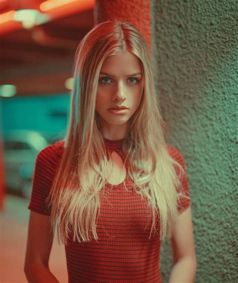 Ive Got A Hammer And A Heart Of Glass Marina Laswick Beautiful Women Pictures Blonde Beauty