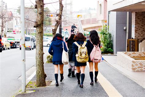 high school girls in japan 日本の女子高校生 guy gentlemen if th… flickr