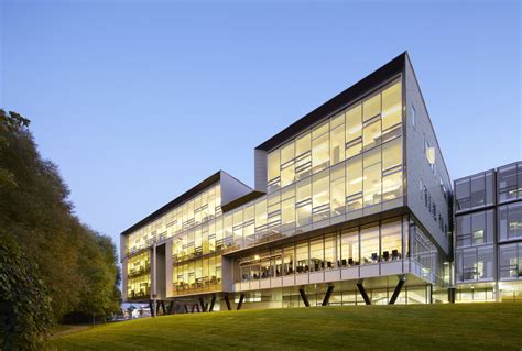 Stephen Hawking Centre, Perimeter Institute for Theoretical Physics | Teeple Architects