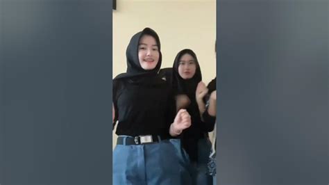 Duo Jilbab Hitam Goyang Jilbab Youtube