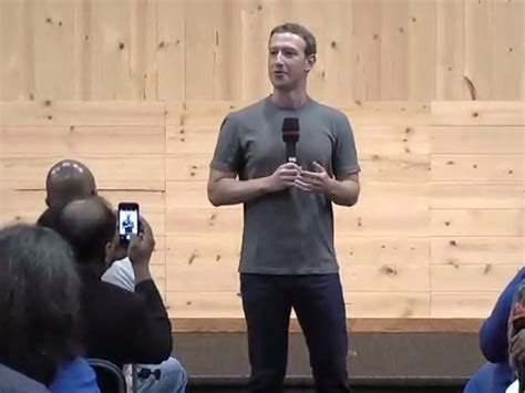 Heres The Real Reason Mark Zuckerberg Wears The Same T Shirt Every Day