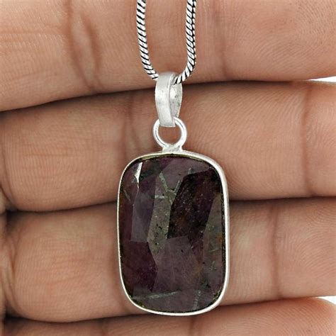 Graceful 925 Sterling Silver Ruby Gemstone Pendant Jewelry