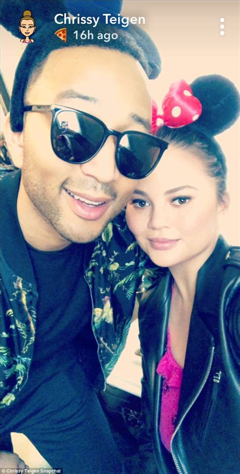 Chrissy Teigen Envies Daughter Luna S Love For Minnie Mouse Daily