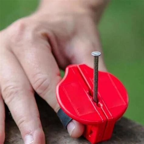 Finger Saver Magnetic Safety Nail Holder En 2020