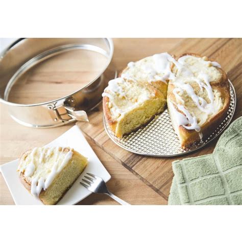 My friend dorothy has a perfect shortbread crust and if you're baking a cheesecake, be sure to see lindsay's tutorial for preparing your springform pan for a water bath. Springform Pan | Country Lane Kitchens