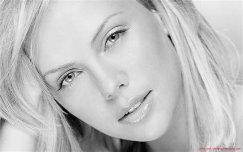 Amal Ousia Charlize Therons Saxy Hot Wallpaper With X