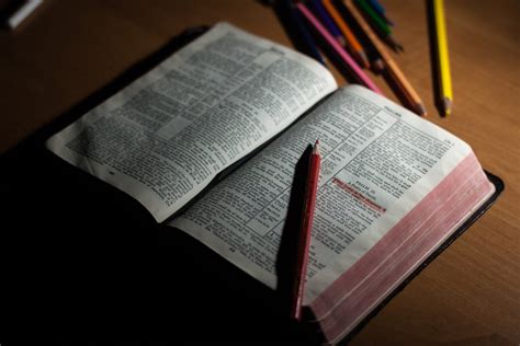 25 Bible Reading Tips
