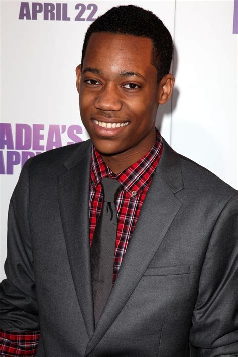 Sneak Peak At Tyler James Williams In New Nbc Series ‘go On Indiewire