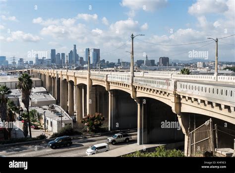 6th Street Bridge In Los Angeles Jetzt Abgerissen Das Sechste Straße