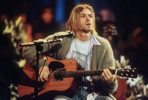 Vlasy Kurta Cobaina Se Vydražily Za Přibližně 300 Tisíc Korun Ireport