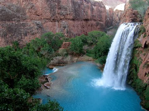 Las Cascadas De Agua Azul Verdosa En Arizona 101 Lugares Increíbles
