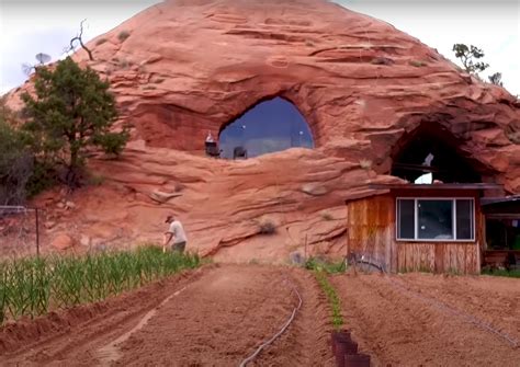 Man Spends Years Building Stunning Modern Cave Home The Flighter