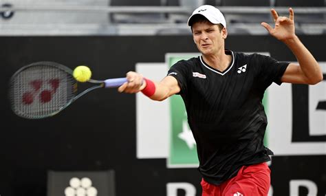 Secie przy wyniku 2:1 dla rosjanina. Tenis. Roland Garros: deblowy mecz Huberta Hurkacza ...