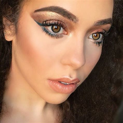 Free samples with every order, every day. 20+ Hazel Eye Makeup Designs, Trends, Ideas | Design ...
