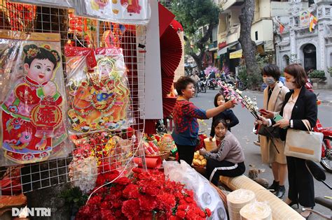 Hanoi Flower Market Ahead Of Tet Dtinews Dan Tri International The