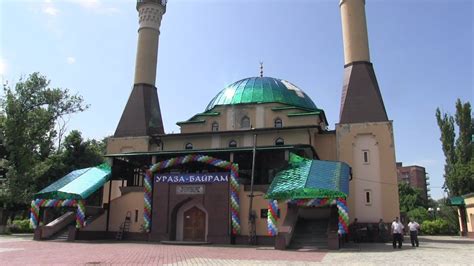 ВСУ обстреляли мечеть в Донецке во время Ураза-Байрам - YouTube