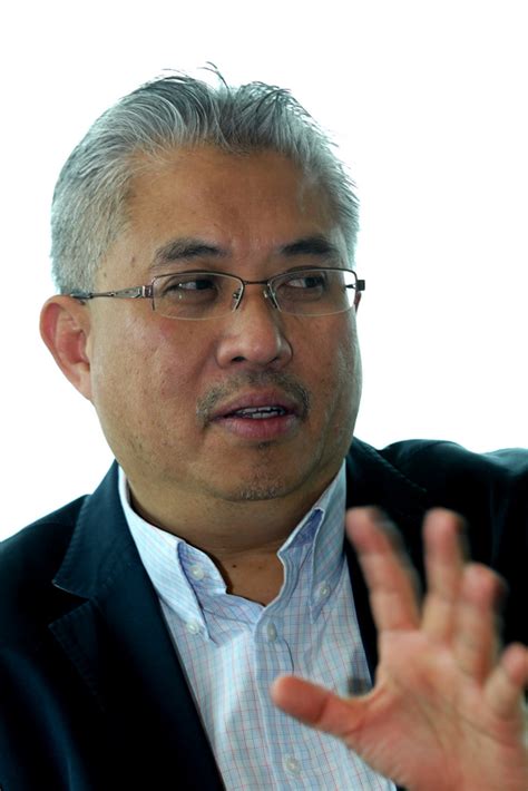 Tan sri azman is also involved in several charitable organisations as chairman and trustee of amgroup foundation and perdana leadership foundation and trustee for yayasan azman hashim, malaysian liver foundation, yayasan tuanku najihah and yayasan canselor open university. Azman Mokhtar's farewell letter to Khazanah | EdgeProp.my