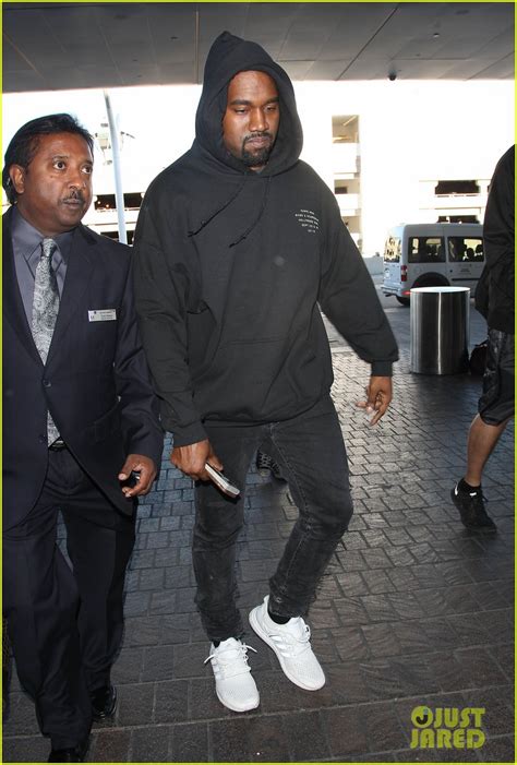 Kanye West Can T Stop Saying Thank You To Paparazzi Photo 3507768