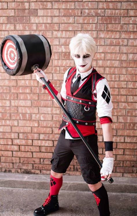 Insane Harley Quin Cosplay Costumes