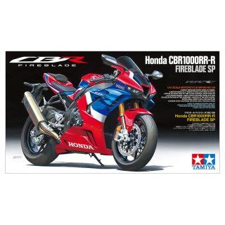 And herein lay somewhat of a quandary for the good folk at the factory. Honda CBR 1000-RR-R Fireblade SP, 44,90