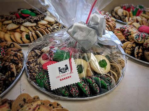 I have been baking them at christmas every year for about ten years now. 3 1/2 lb Christmas Butter Cookie Tray | Orland Park Bakery ...