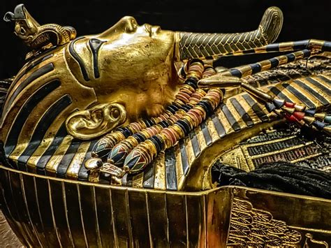 Second Inner Coffin With Lid Removed Exposing King Tutankhamuns Mummy