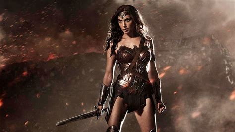 wonder woman actress gal gadot things you need to know gallery