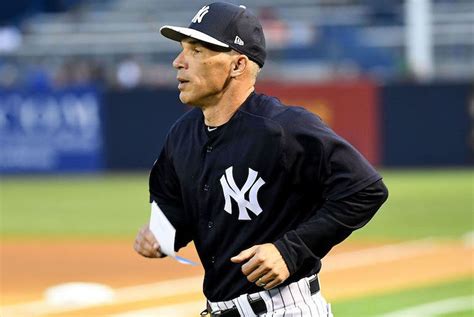 Why Joe Girardi Believes 2017 Yankees Will Be Playoff Team
