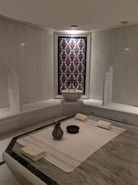 Luxury Stay In Istanbul At Shangri La Bosphorus Les Berlinettes