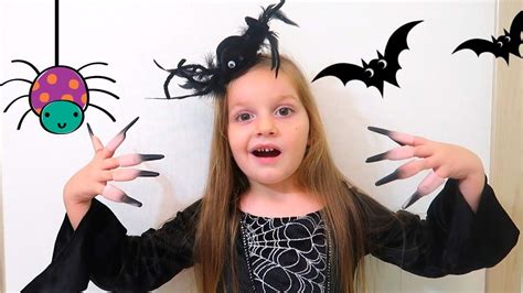 sara plays halloween trick or treat candy youtube