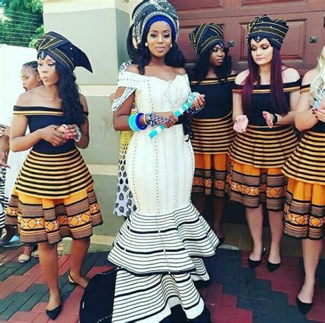 Clipkulture Xhosa Bride And Bridesmaids In Umbhaco Inspired
