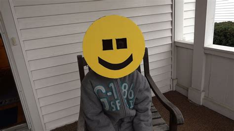 Make A Happy Face Emoji Mask For Your Halloween Costume