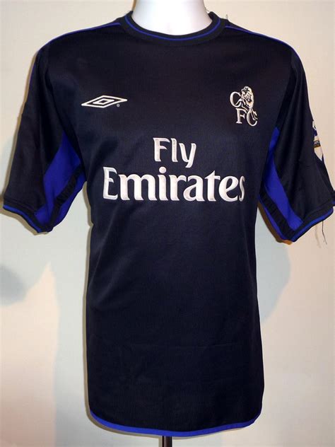 About chelsea football club founded in 1905, chelsea football club has a rich history, with its many successes including 5 premier league titles, 8 fa cups and 2 champions leagues, secured. Chelsea Visitante Camiseta de Fútbol 2002 - 2004. Añadido ...