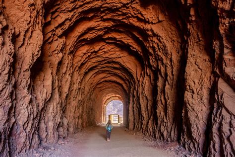 Historic Railroad Trail A Beautiful Hike To Hoover Dam Nevada That