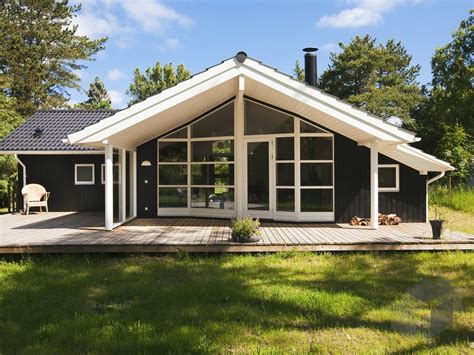 Holzständerwerk mit 170 mm mineraldämmstoff. Einfamilienhaus Musholm 135+11 von EBK Haus | Fertighaus.de