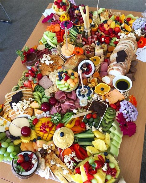 Saturday grazing table perfection! We are drooling over this ginormous