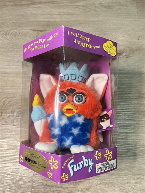 Vintage Furby Figure Statue Of Liberty Kb Toys Sealed 1999 Tiger 70 893
