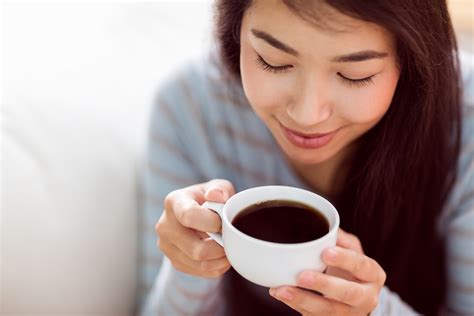 People Who Drink Coffee Tend To Live A Longer Life •