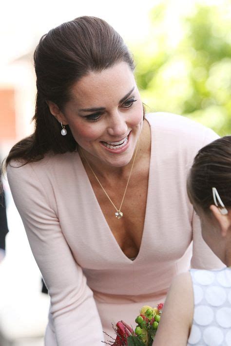 Theres A Sliver Of Her Bra The Scandal In 2020 Princess Kate Middleton Kate Middleton