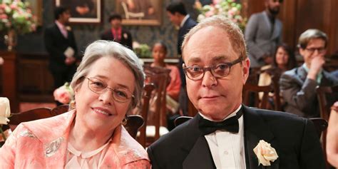 Why The Big Bang Theory Recast Amys Mother