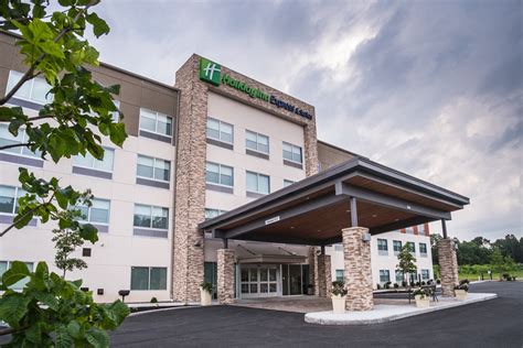 The staff speaks multiple languages, including english and russian. Holiday Inn Express & Suites Kingston-Ulster - Kingston NY ...