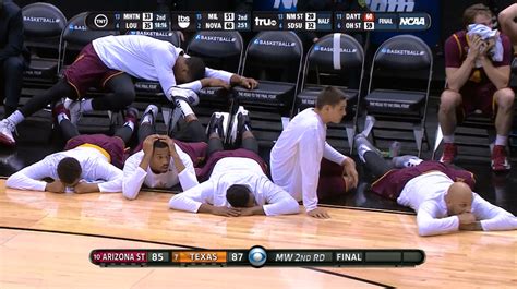 One Photo Depicting The Agony Of Ncaa Tournament Defeat For The Win