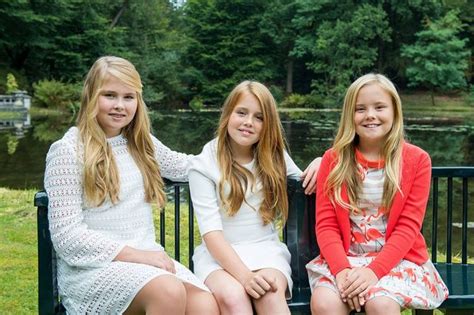 Het Koninklijk Huis Heeft Nieuwe Foto S Vrijgegeven Van De Prinsessen Amalia Alexia En Ariane