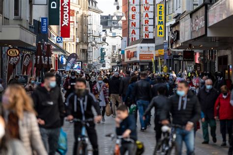 Last ned alle bilder og bruk dem for selv kommersielle prosjekter. Bild zu: Lockdown-Light-Widersprüche: Ist Shoppen ...