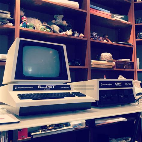 Commodore Superpet And “the Boat Anchor” Disk Drive Rretrobattlestations